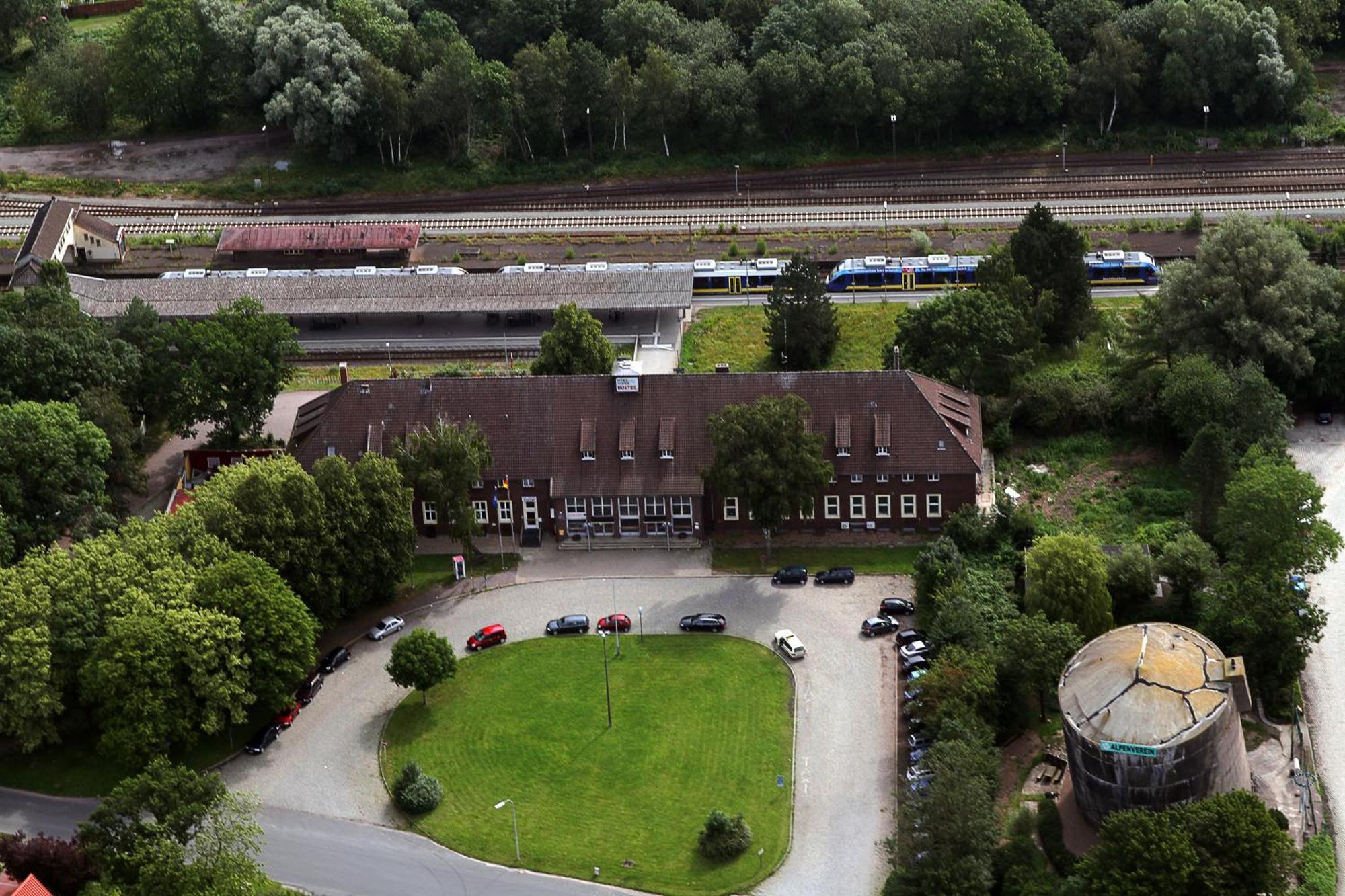 Nordseehostel Am Bahnhof Занде Экстерьер фото