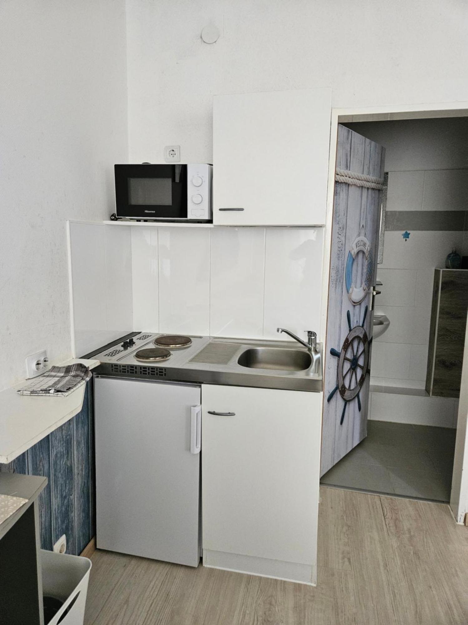 Nordseehostel Am Bahnhof Занде Экстерьер фото